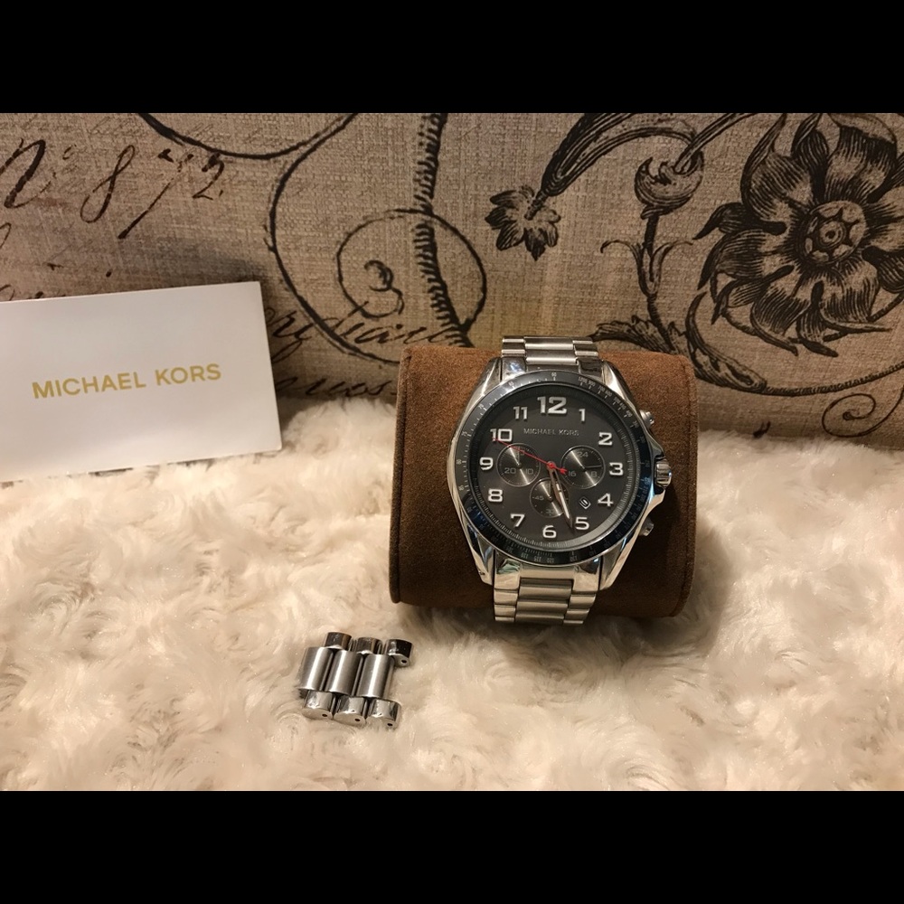 Authentic Michael Kors Watch MK-8245